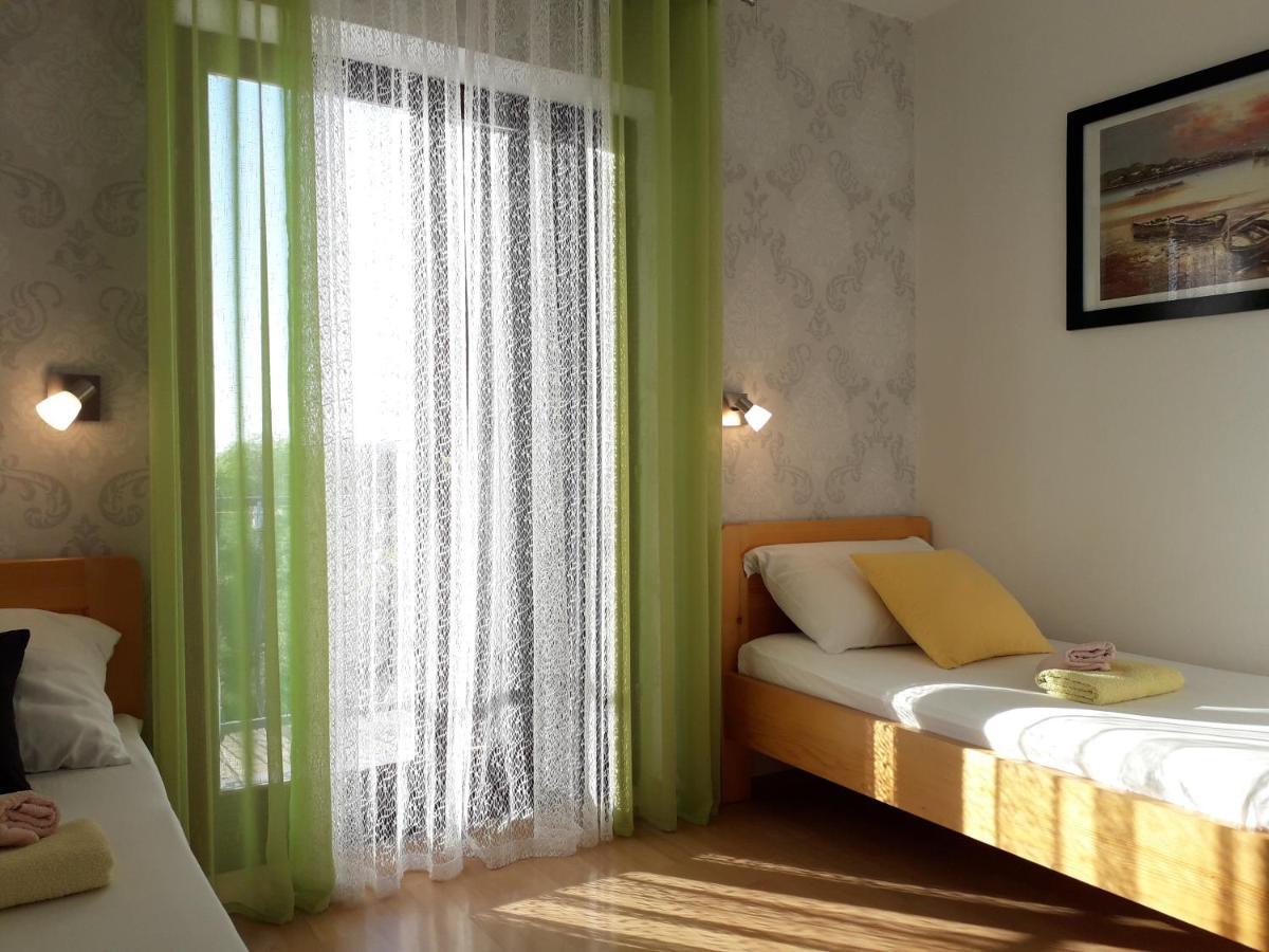 سفيتي بيتار Hollywood Rooms المظهر الخارجي الصورة